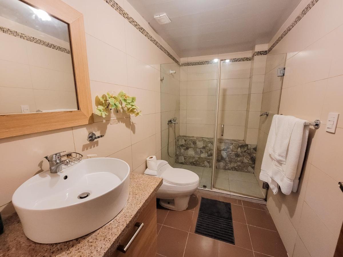 Marbella Towers Beachfront 2 Bedrooms Juan Dolio Zewnętrze zdjęcie