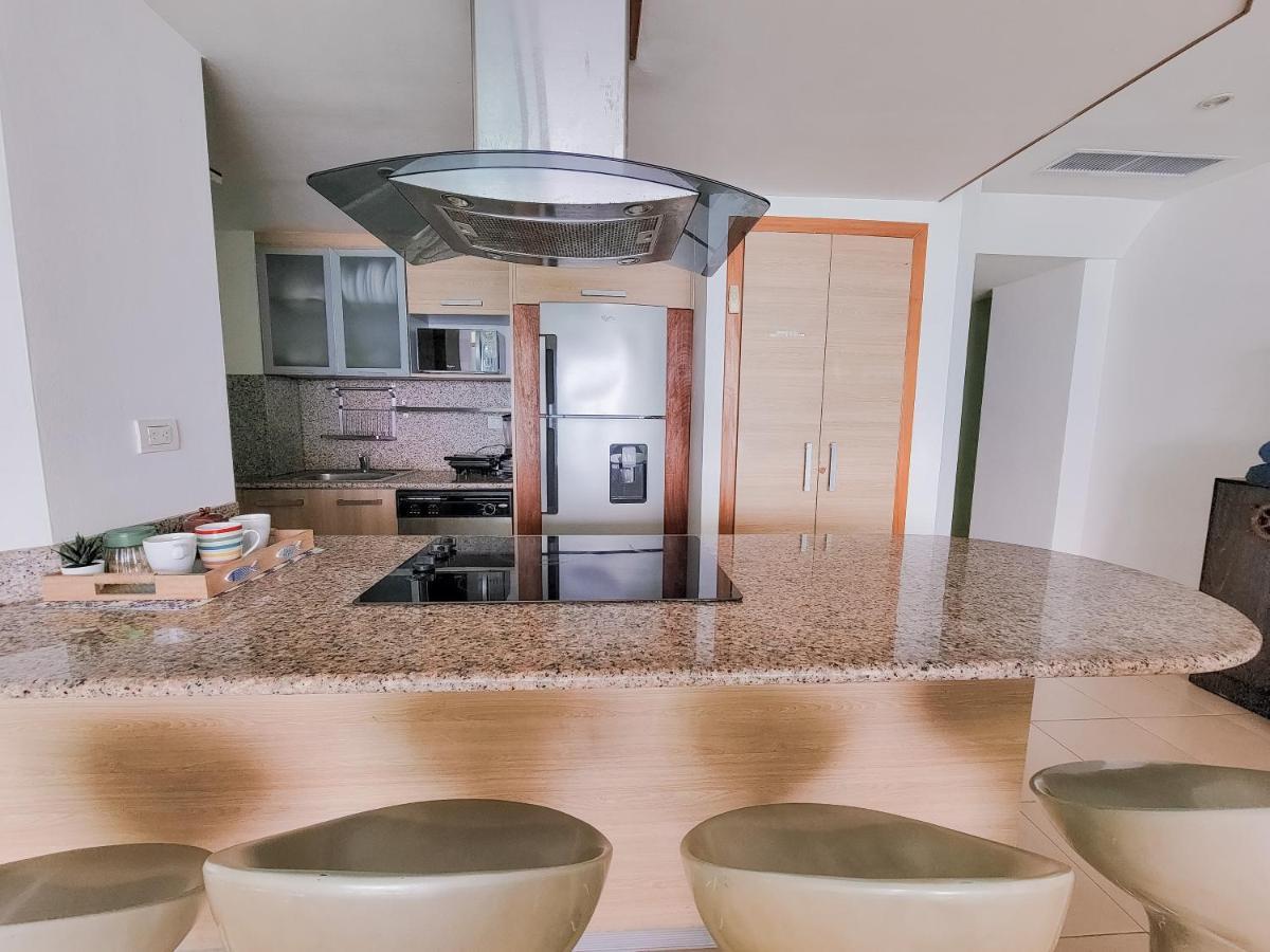 Marbella Towers Beachfront 2 Bedrooms Juan Dolio Zewnętrze zdjęcie